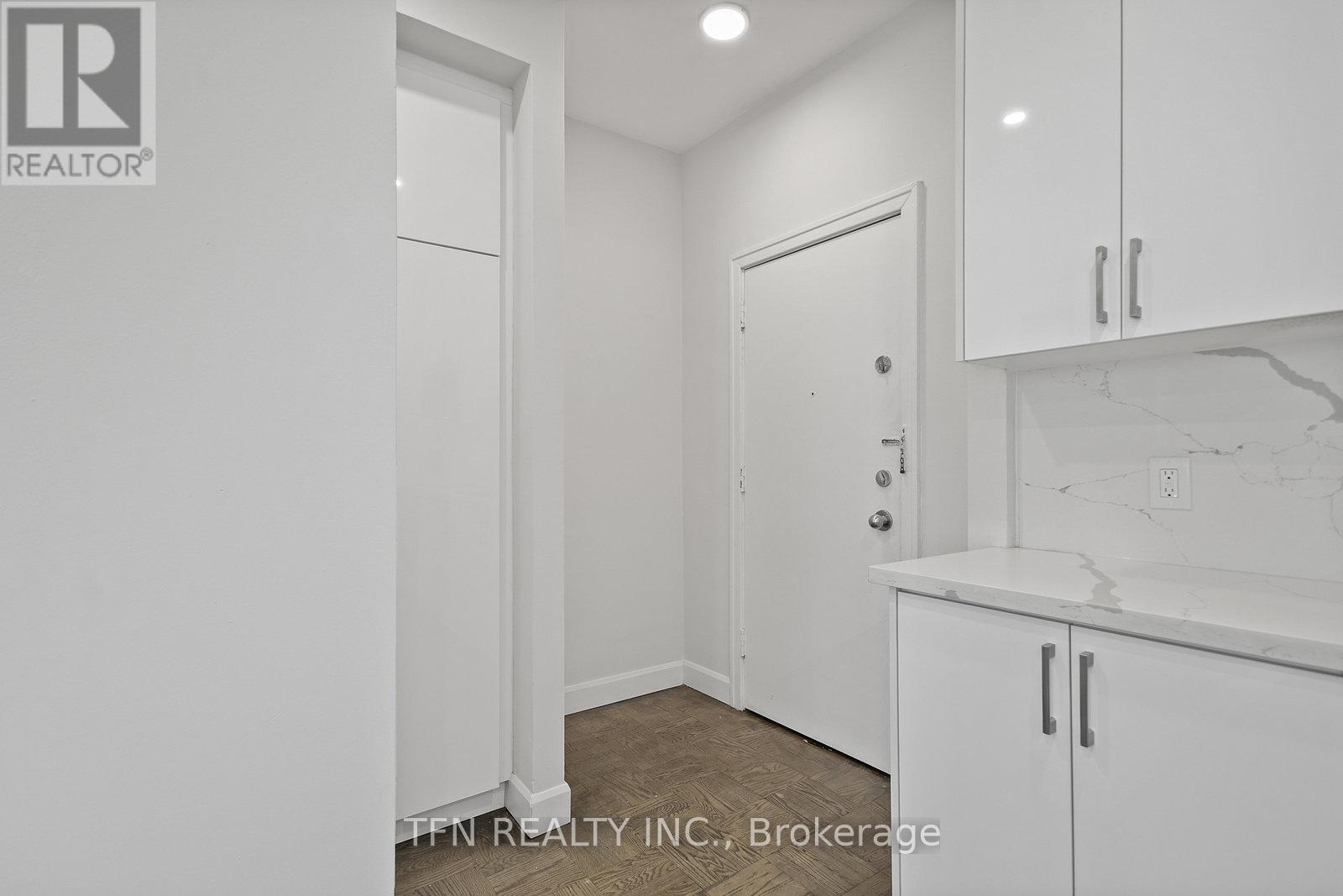 609 - 26 St. Joseph Street, Toronto, Ontario  M4Y 1J9 - Photo 6 - C12558210