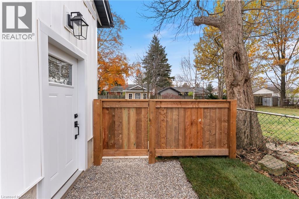 46 Roselawn Avenue, Ancaster, Ontario L9G 2J2 - Photo 24 - 40786995