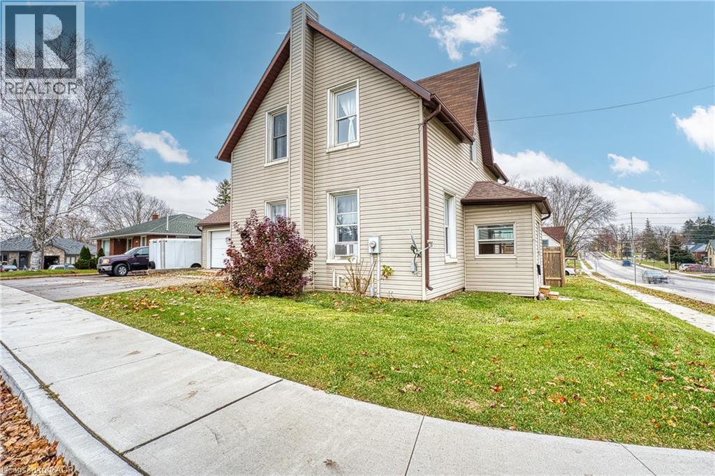 745 Main Street W, Listowel, Ontario N4W 1B2 - Photo 3 - 40787990