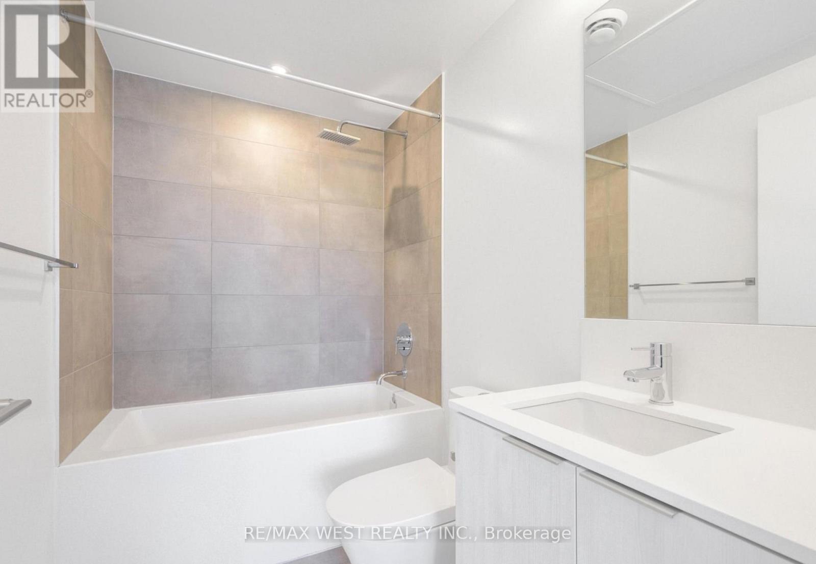 4209 - 8 Wellesley Street W, Toronto, Ontario  M4Y 0J5 - Photo 11 - C12527704