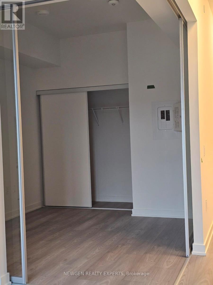 217 - 110 Broadway Avenue, Toronto, Ontario  M4P 1V7 - Photo 7 - C12552296