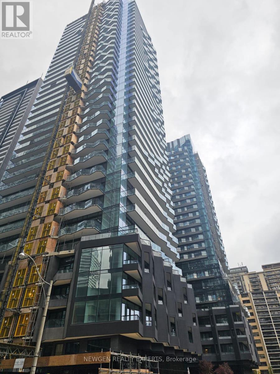 217 - 110 Broadway Avenue, Toronto, Ontario  M4P 1V7 - Photo 2 - C12552296