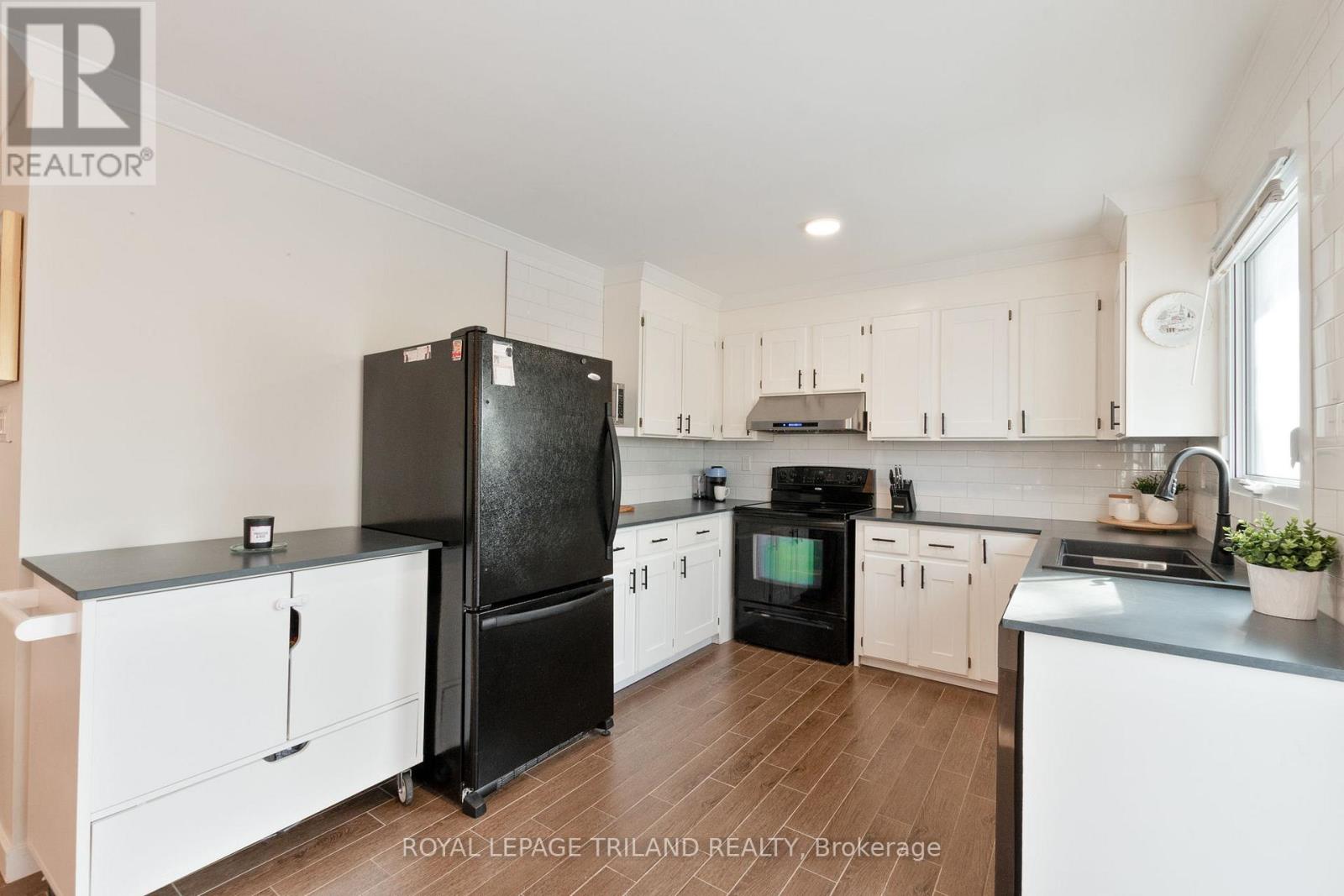 42 Benedict Court, London East, Ontario  N5Y 5H6 - Photo 11 - X12558506