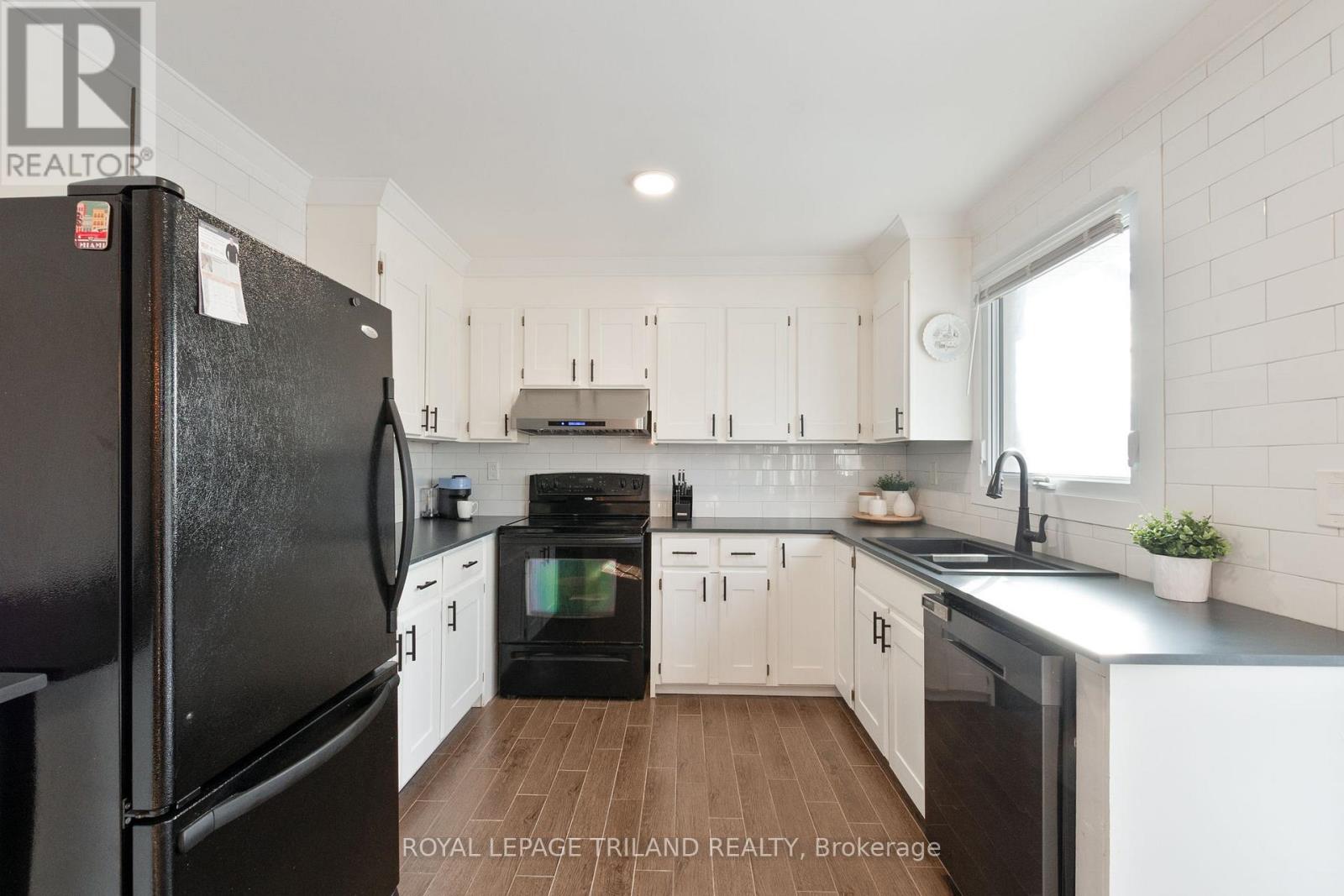 42 Benedict Court, London East, Ontario  N5Y 5H6 - Photo 13 - X12558506