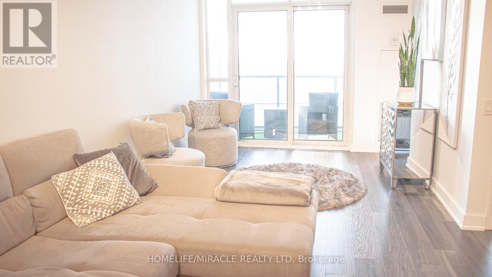 1302 - 83 Borough Drive, Toronto, Ontario  M1P 5E4 - Photo 8 - E12558228