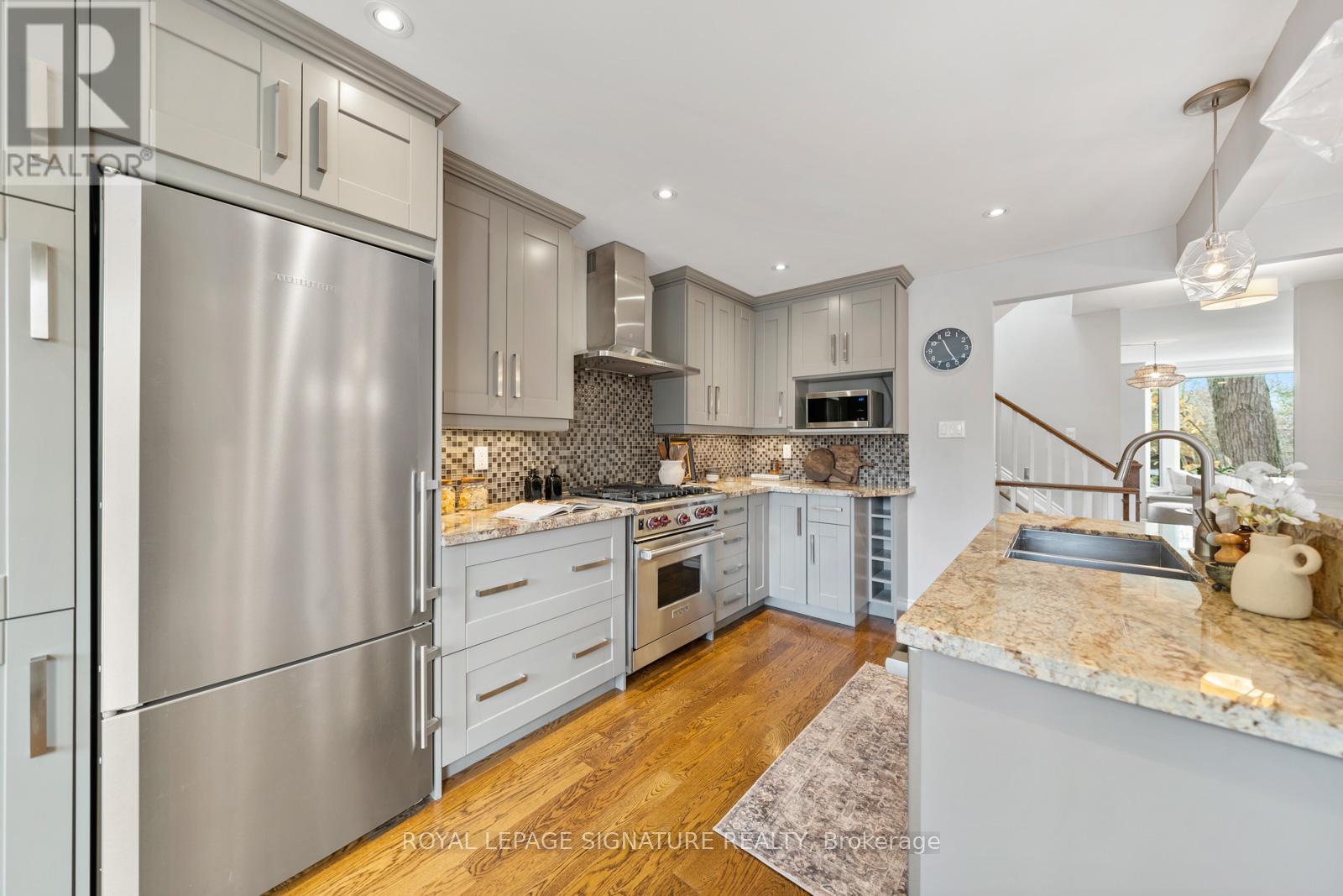 27 Beechwood Drive, Toronto, Ontario  M4K 3H7 - Photo 16 - E12558236