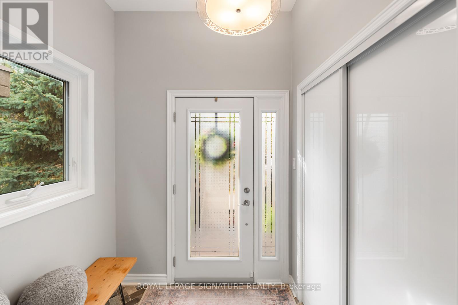 27 Beechwood Drive, Toronto, Ontario  M4K 3H7 - Photo 5 - E12558236