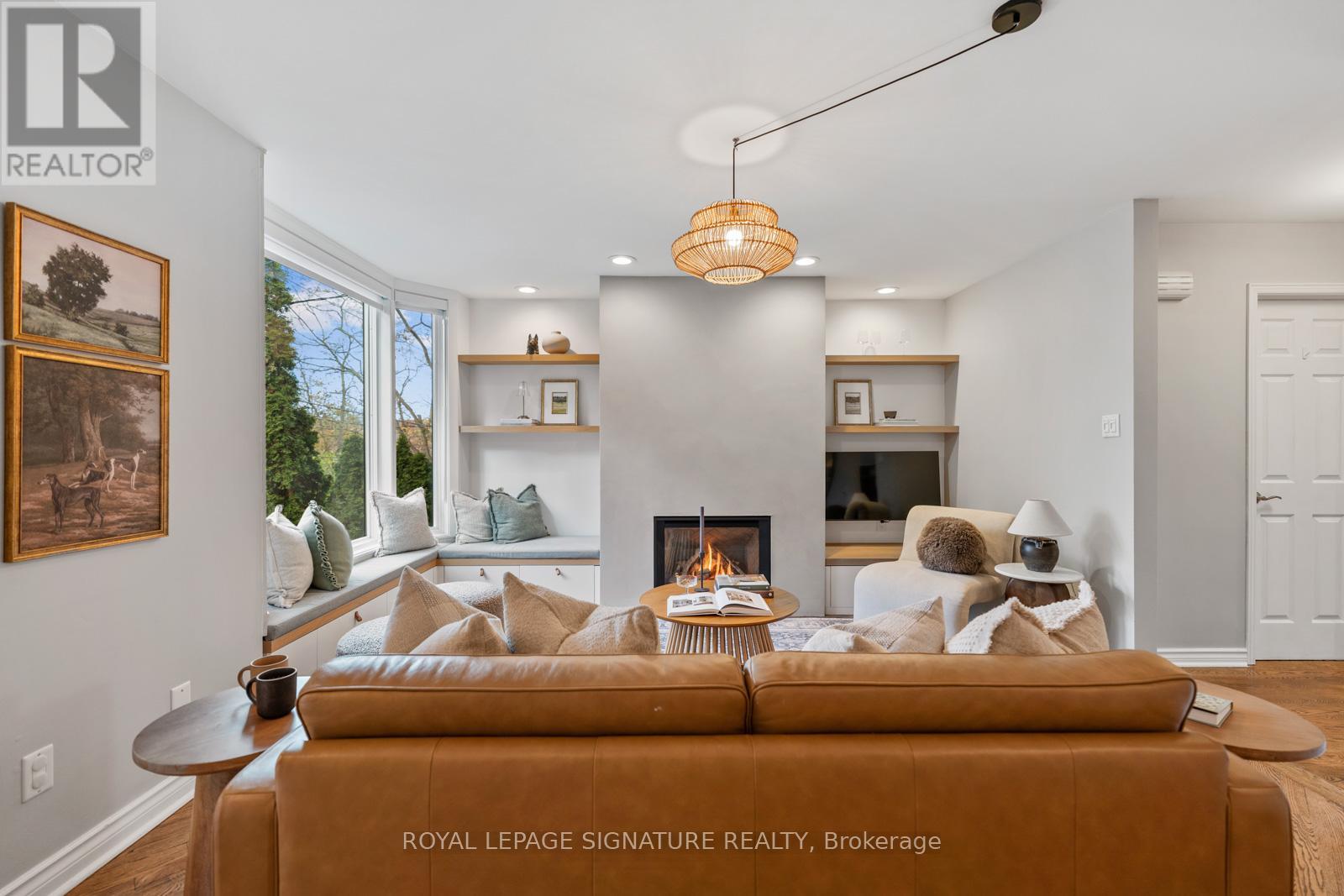 27 Beechwood Drive, Toronto, Ontario  M4K 3H7 - Photo 8 - E12558236