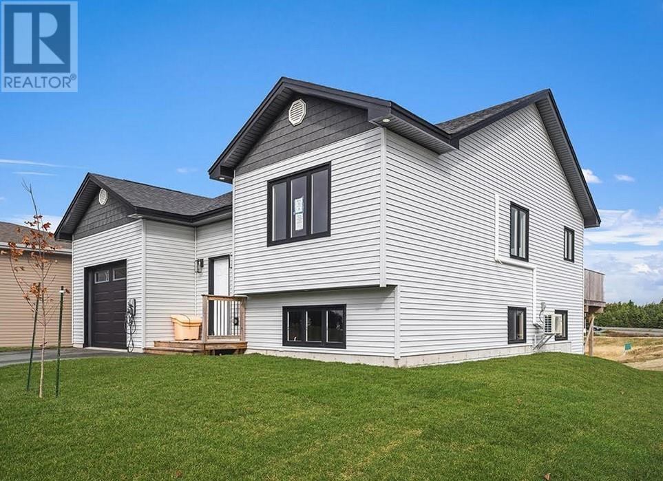 8 Seminole Drive, St. John's, Newfoundland & Labrador  A1A 0N5 - Photo 2 - 1292690