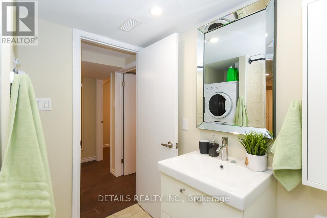 B - 2151 Lambeth Walk, Ottawa, Ontario  K2C 1E9 - Photo 24 - X12558286