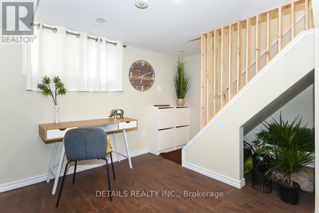 B - 2151 Lambeth Walk, Ottawa, Ontario  K2C 1E9 - Photo 3 - X12558286