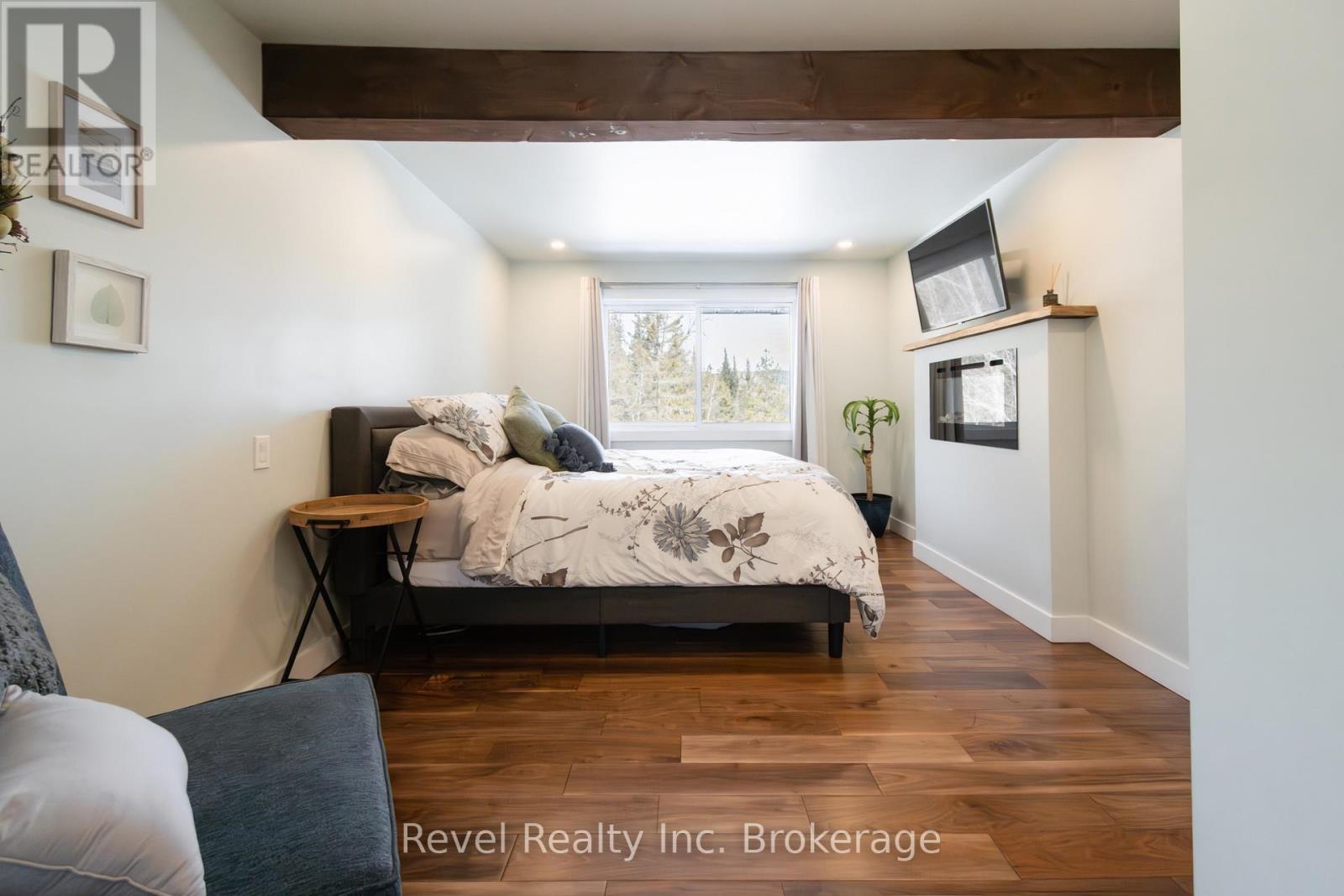 855 Highway 17 E, Bonfield, Ontario  P0H 1E0 - Photo 25 - X12168587