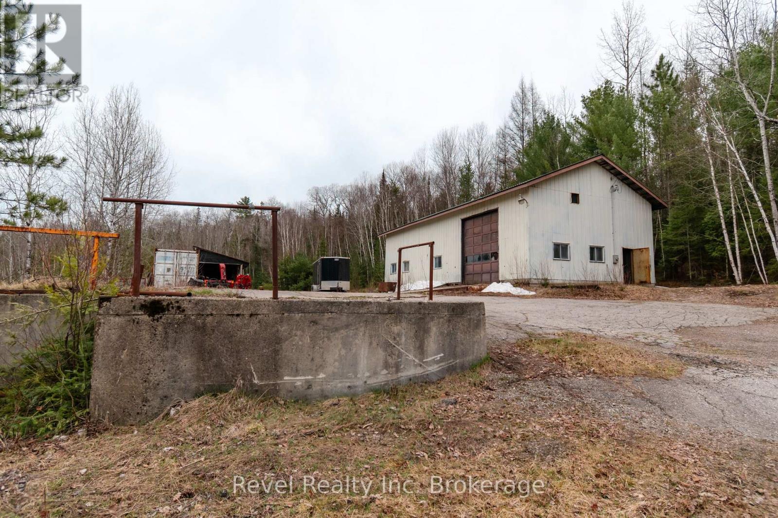 855 Highway 17 E, Bonfield, Ontario  P0H 1E0 - Photo 45 - X12168587