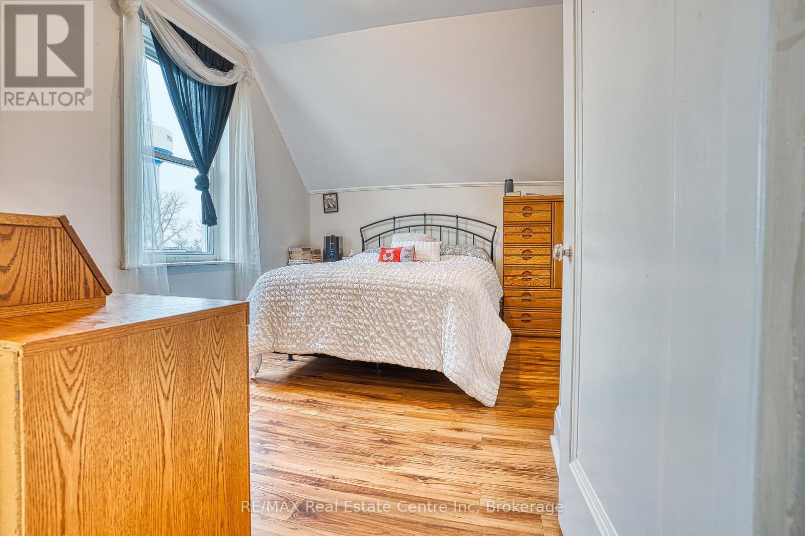 745 Main Street W, North Perth, Ontario  N4W 1B2 - Photo 26 - X12553118