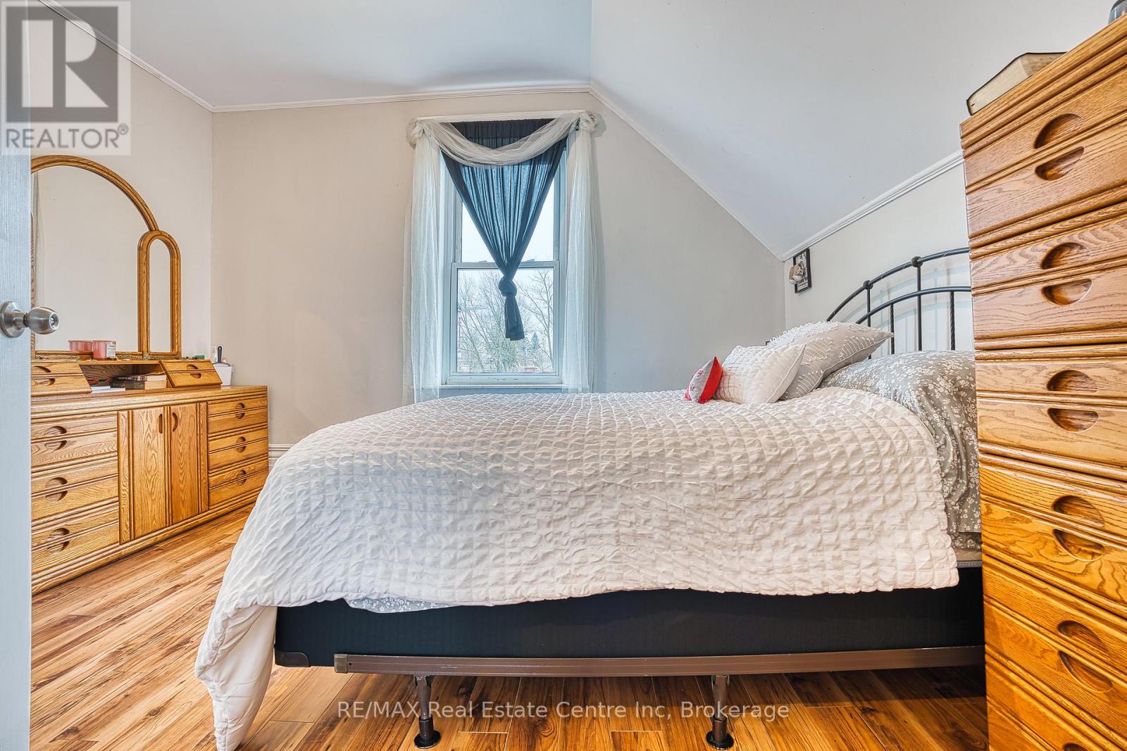 745 Main Street W, North Perth, Ontario  N4W 1B2 - Photo 28 - X12553118