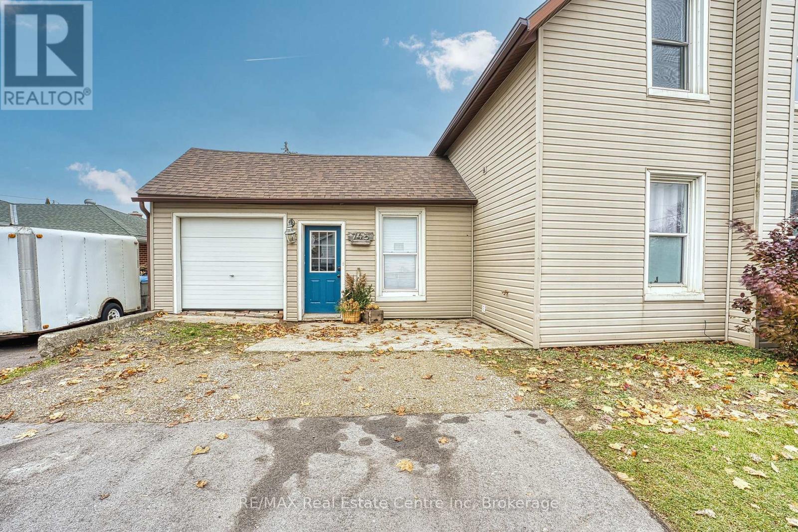 745 Main Street W, North Perth, Ontario  N4W 1B2 - Photo 6 - X12553118