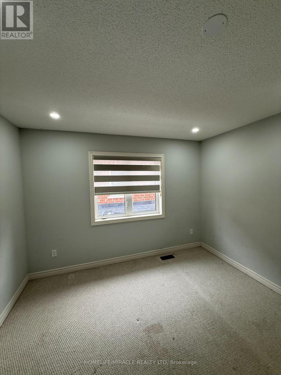 277 Gibson Circle, Bradford West Gwillimbury, Ontario  L3Z 0X2 - Photo 24 - N12558128