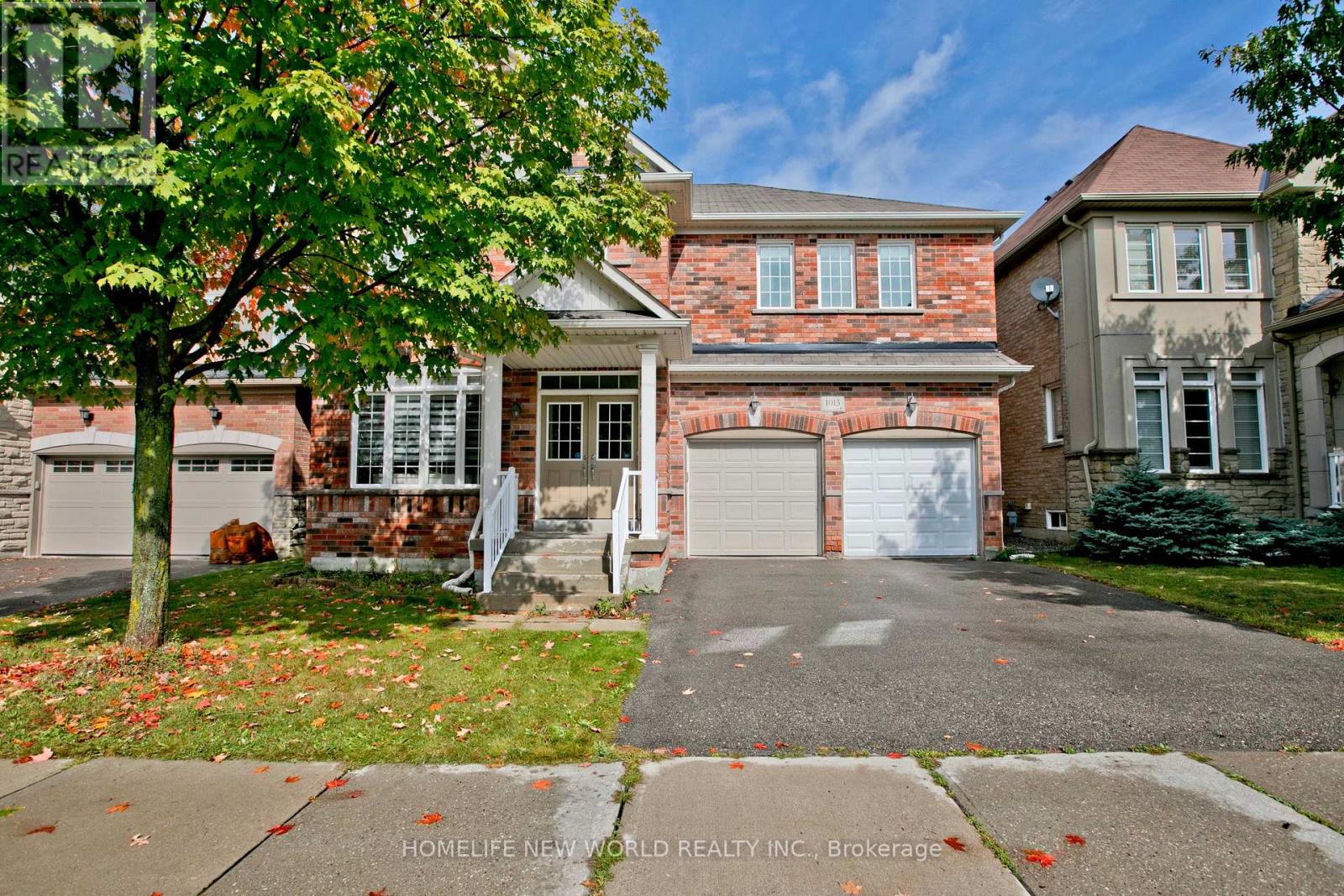 1015 Ralston Crescent, Newmarket, Ontario  L3X 3H8 - Photo 1 - N12558138