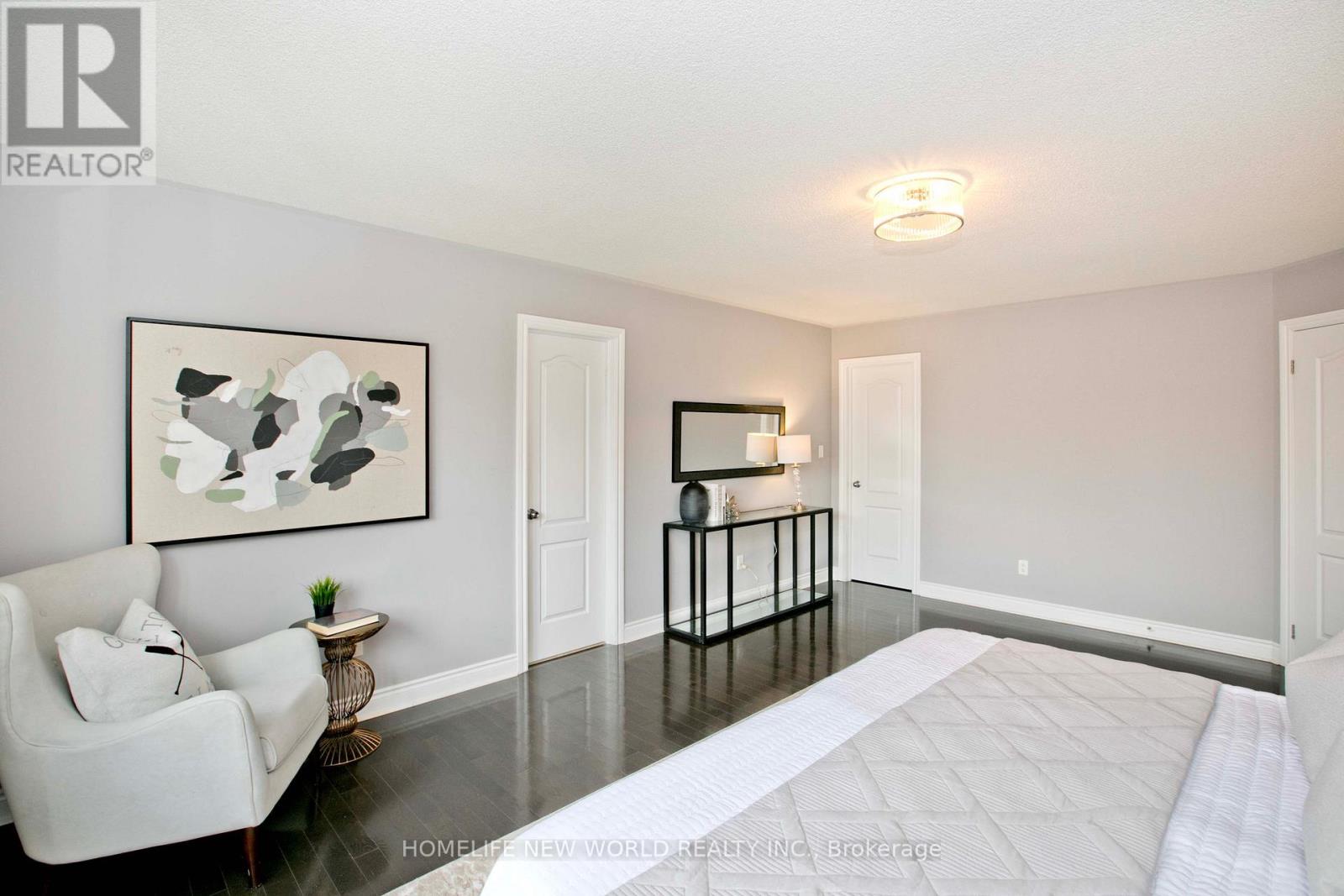 1015 Ralston Crescent, Newmarket, Ontario  L3X 3H8 - Photo 18 - N12558138