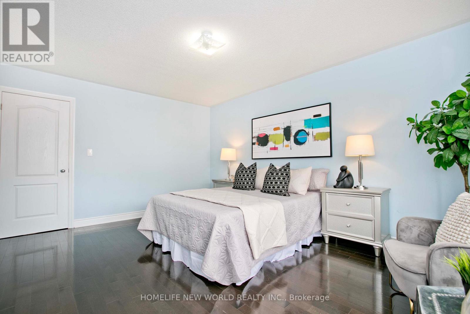 1015 Ralston Crescent, Newmarket, Ontario  L3X 3H8 - Photo 22 - N12558138