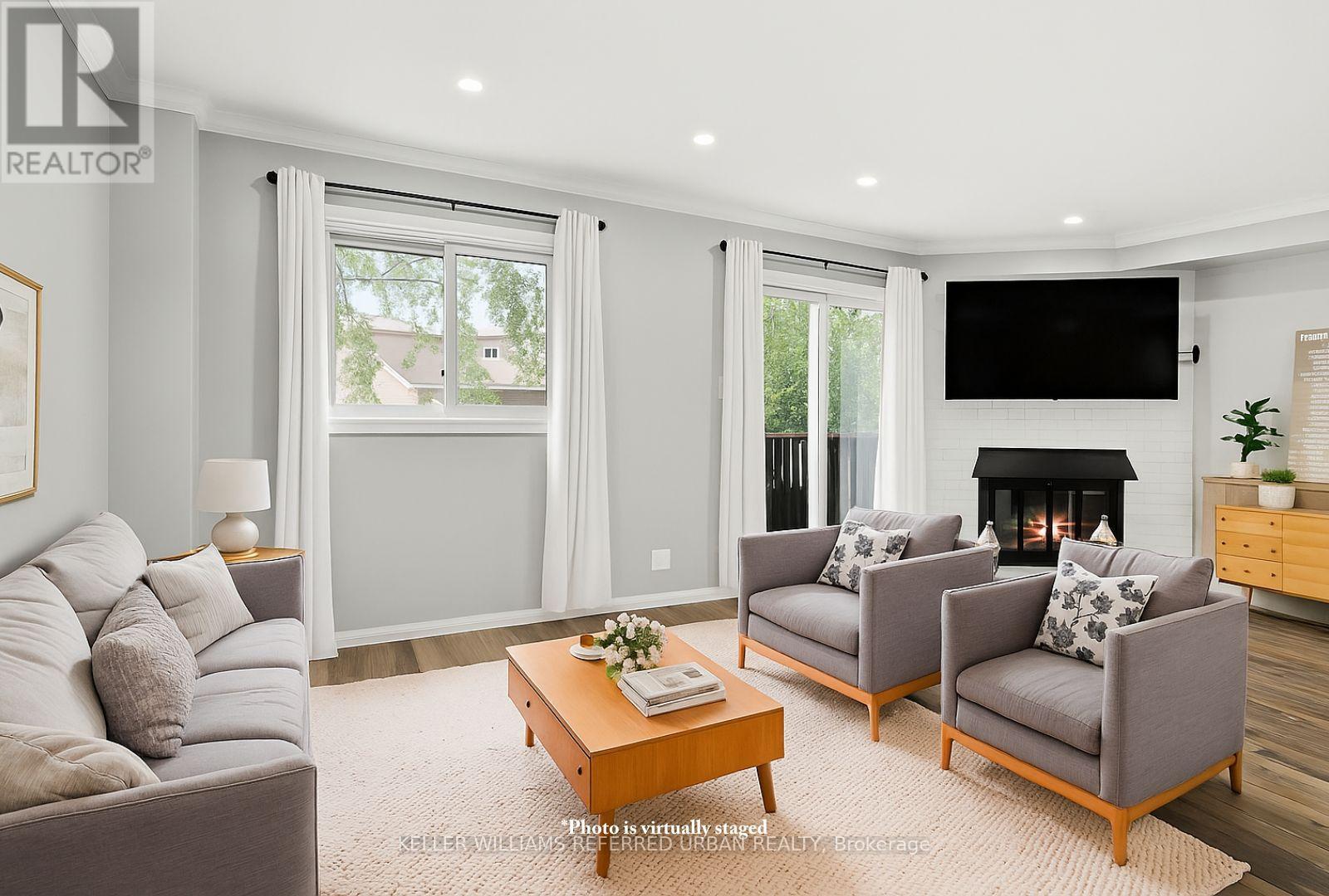 78 Sunshine Drive, Richmond Hill, Ontario  L4C 8H2 - Photo 8 - N12558172