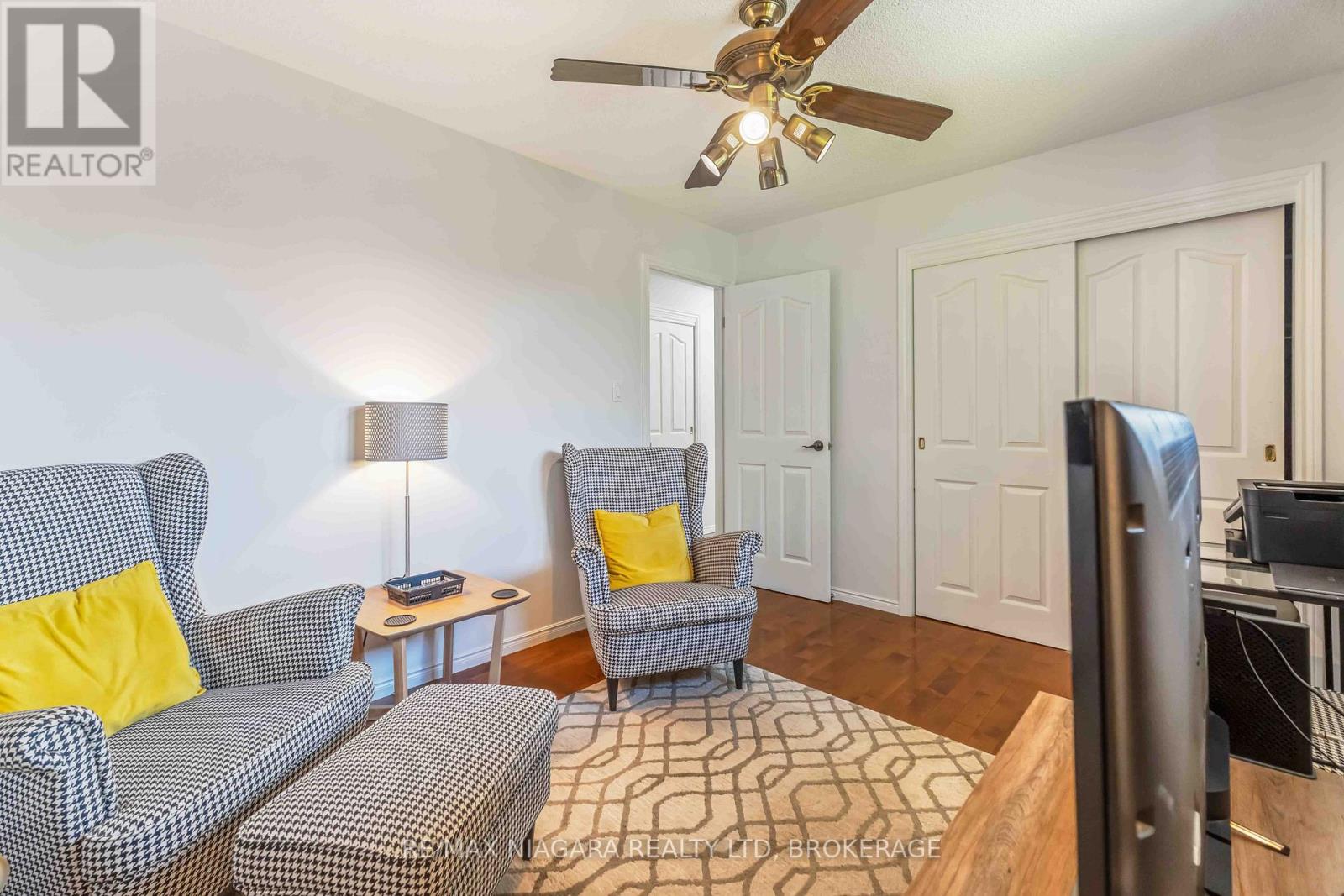 2921 Gail Avenue, Niagara Falls, Ontario  L2J 2E1 - Photo 10 - X12558452