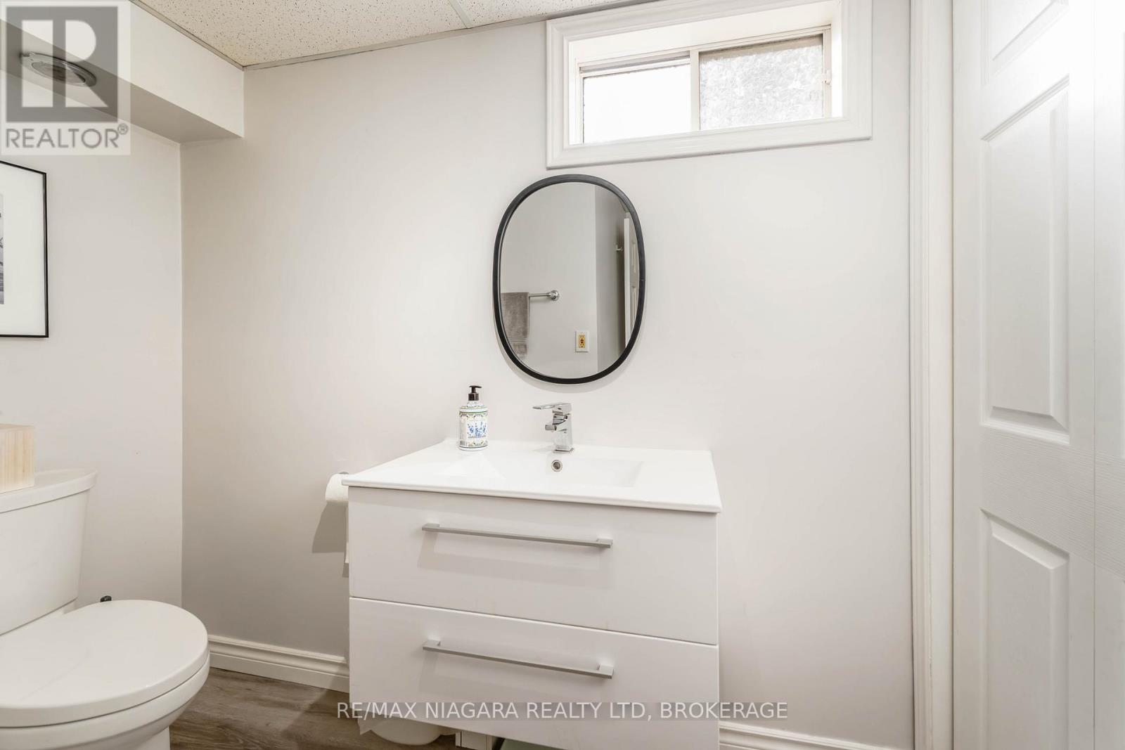 2921 Gail Avenue, Niagara Falls, Ontario  L2J 2E1 - Photo 16 - X12558452