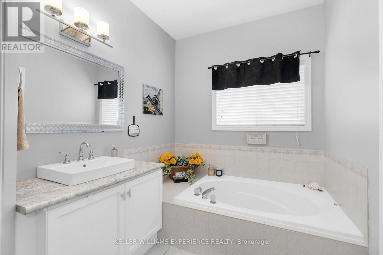 33 Allsop Crescent, Barrie, Ontario  L4N 8T7 - Photo 13 - S12558188