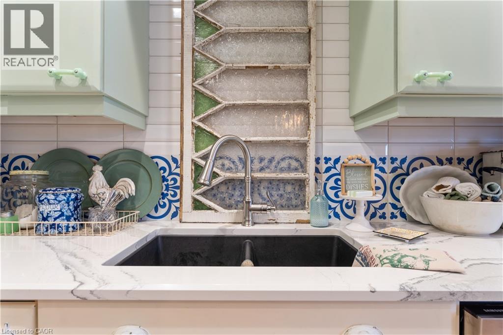 3710 Main Street Unit# 201, Niagara Falls, Ontario  L2G 6B1 - Photo 3 - 40789093