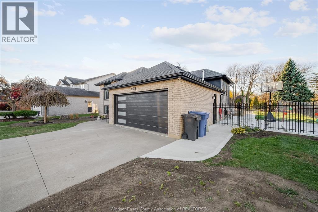 109 Wintermute Avenue, Lakeshore, Ontario  N0R 1A0 - Photo 3 - 25028270