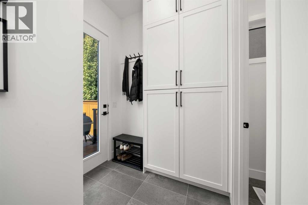 2503 20 Street Sw, Calgary, Alberta  T2T 4Z4 - Photo 10 - A2259139