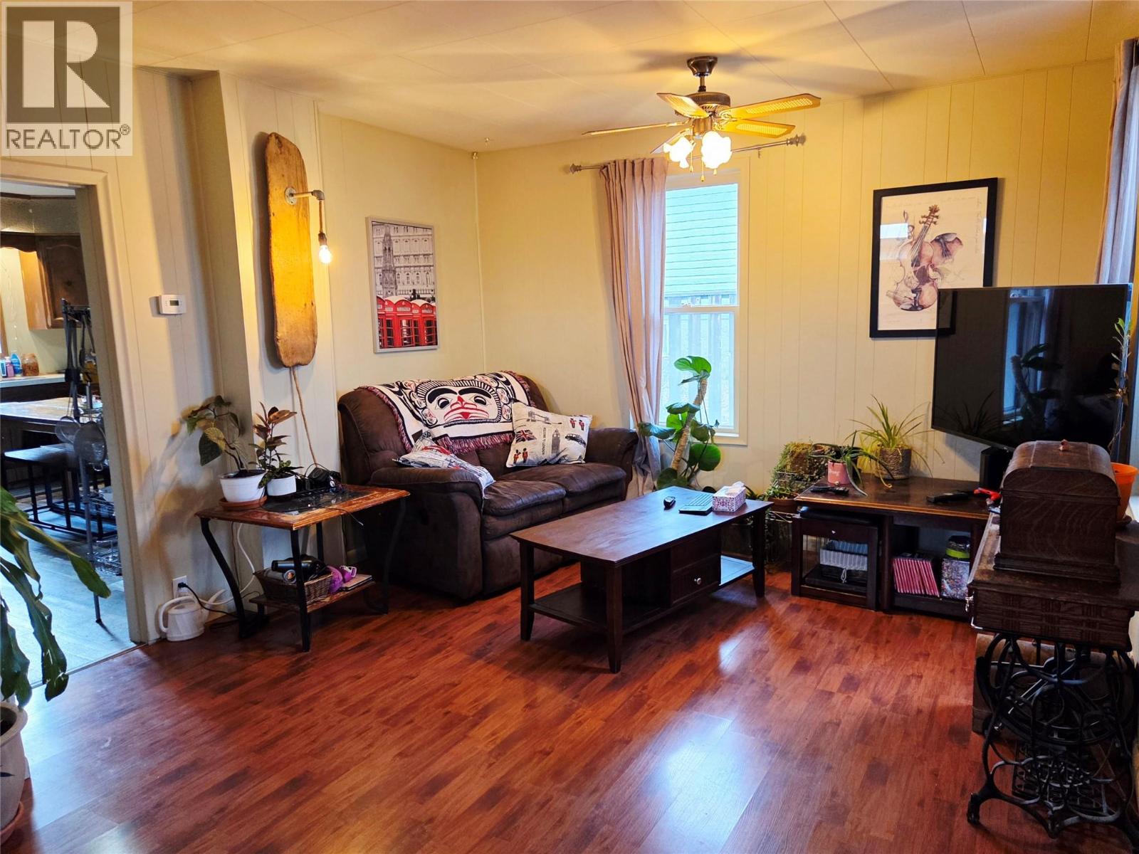 608 4 Avenue, Kimberley, British Columbia  V1A 2S1 - Photo 4 - 10369554