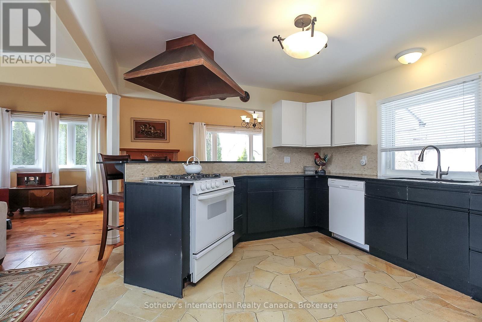 13 Belcher Street, Collingwood, Ontario  L9Y 3Z1 - Photo 18 - S12558282