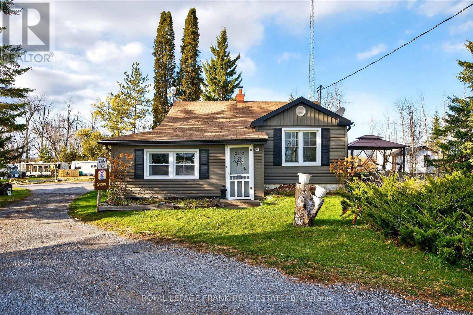 2140 Highway 7, Otonabee-South Monaghan, Ontario K0L 2B0 - Photo 15 - X12558458