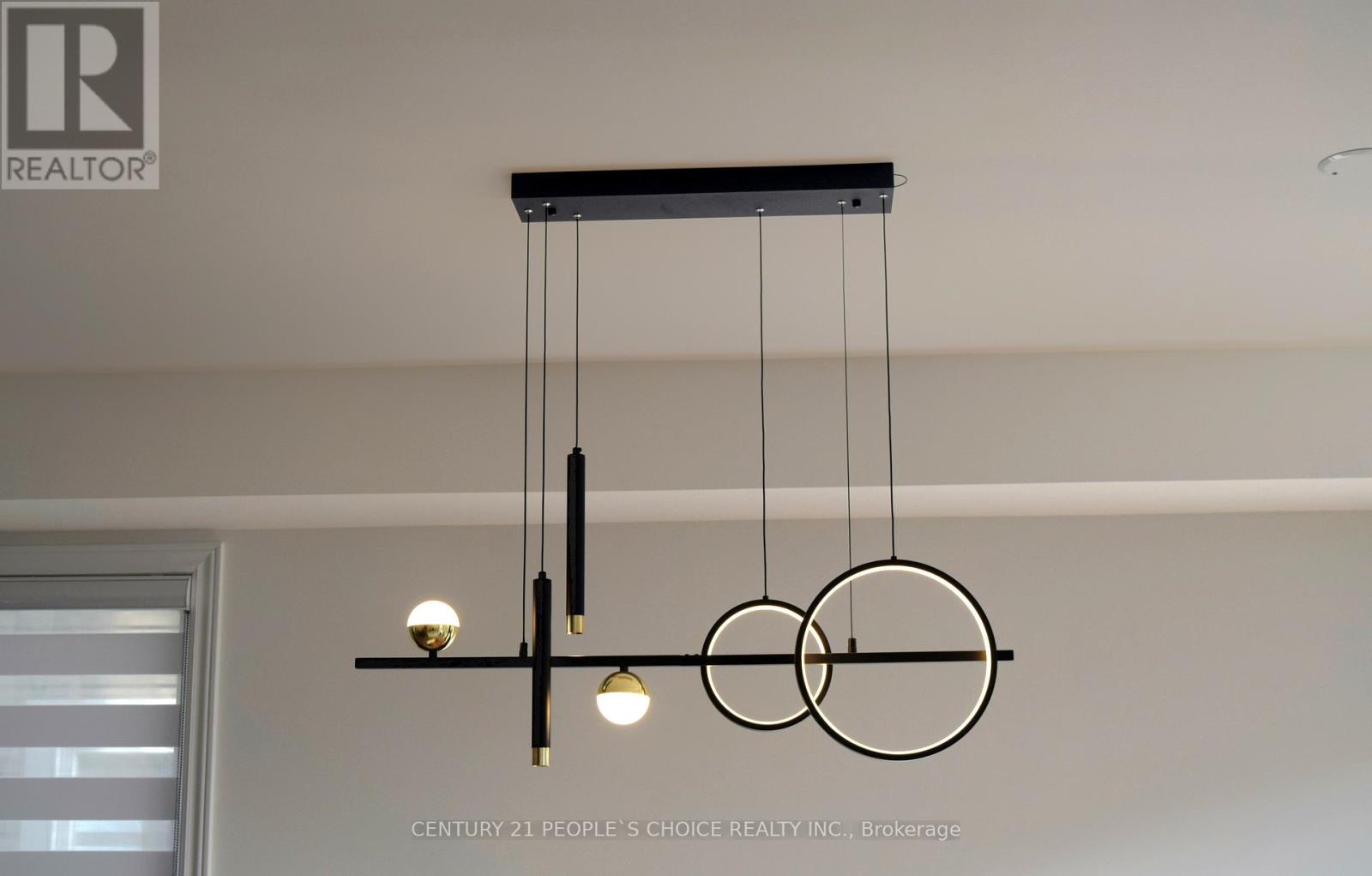 107 Molozzi Street, Erin, Ontario  N0B 1T0 - Photo 4 - X12551996