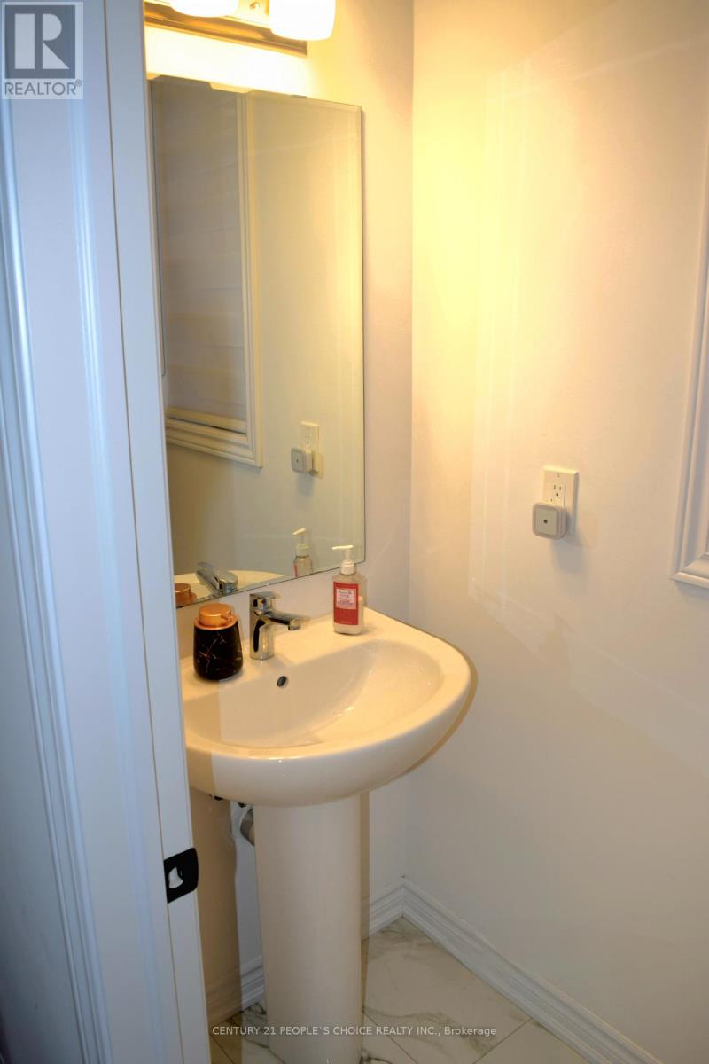 107 Molozzi Street, Erin, Ontario  N0B 1T0 - Photo 9 - X12551996