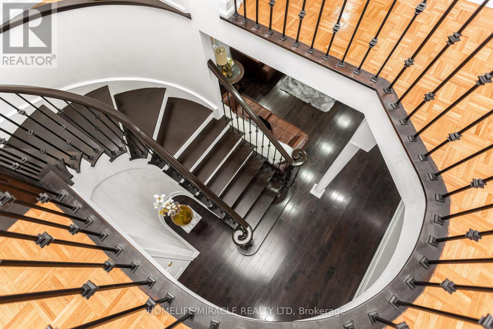 20 Atira Avenue, Brampton, Ontario  L7A 3T3 - Photo 17 - W12558134