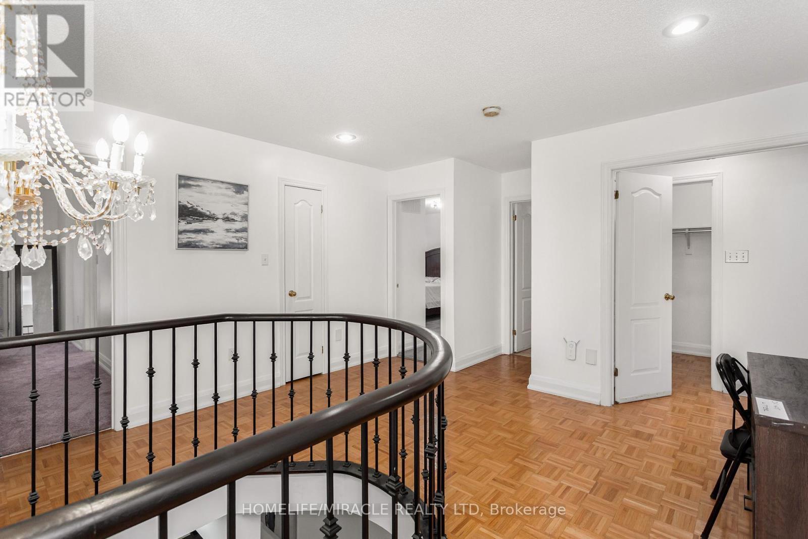 20 Atira Avenue, Brampton, Ontario  L7A 3T3 - Photo 19 - W12558134