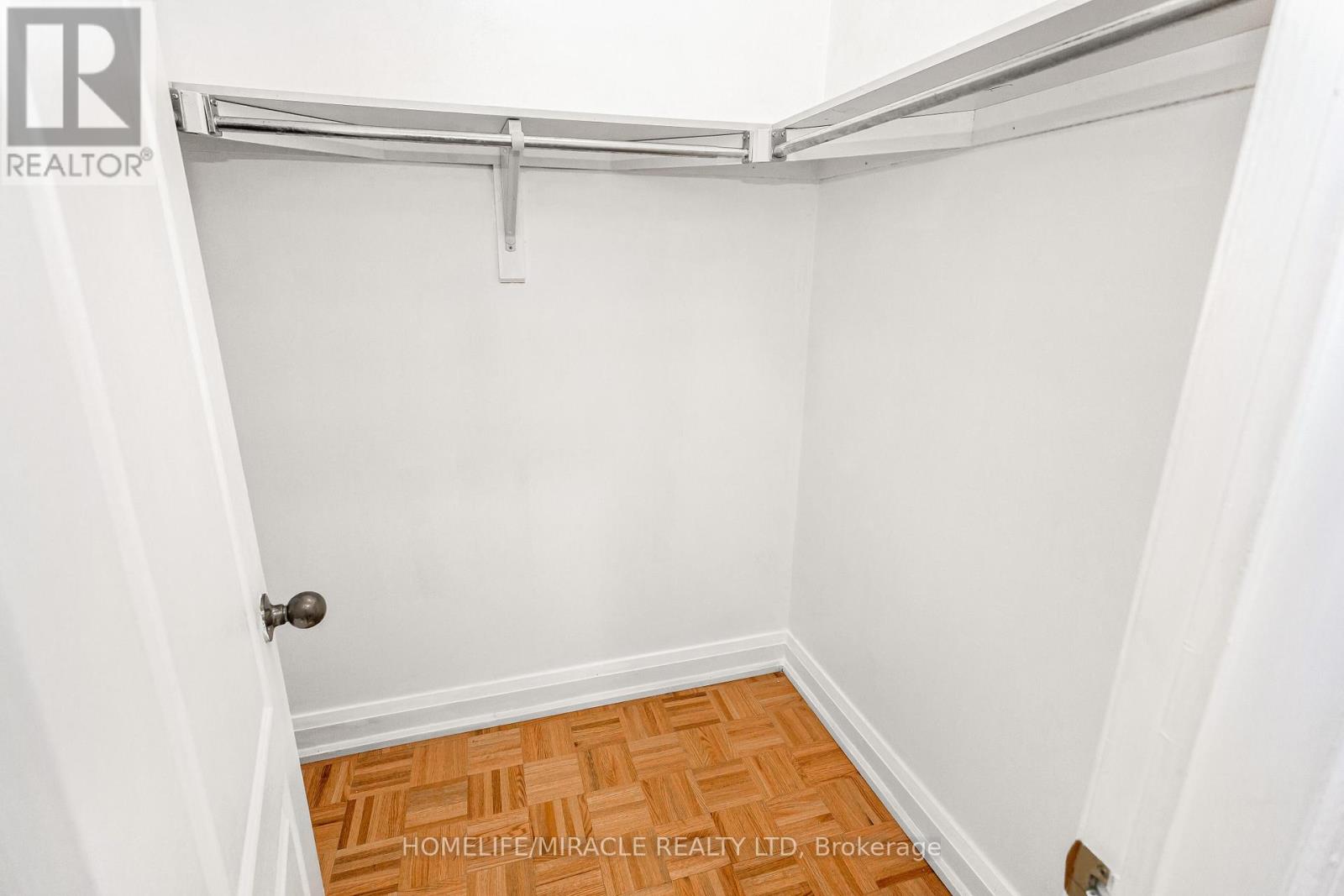 20 Atira Avenue, Brampton, Ontario  L7A 3T3 - Photo 22 - W12558134