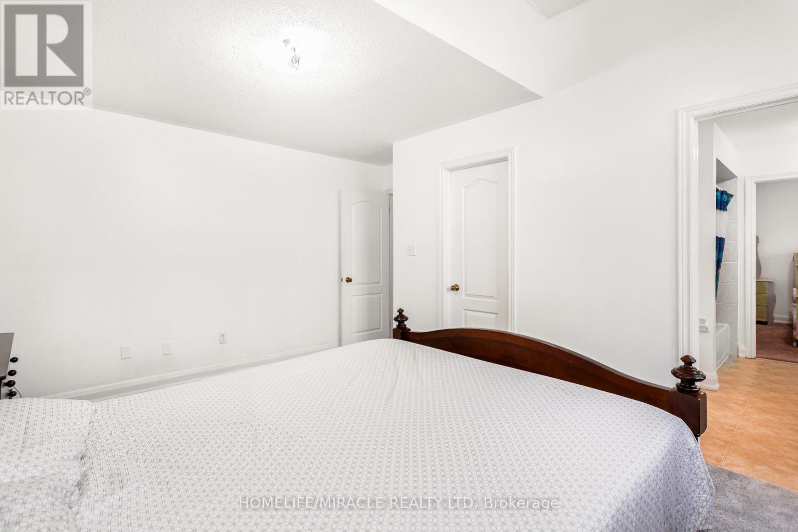 20 Atira Avenue, Brampton, Ontario  L7A 3T3 - Photo 26 - W12558134