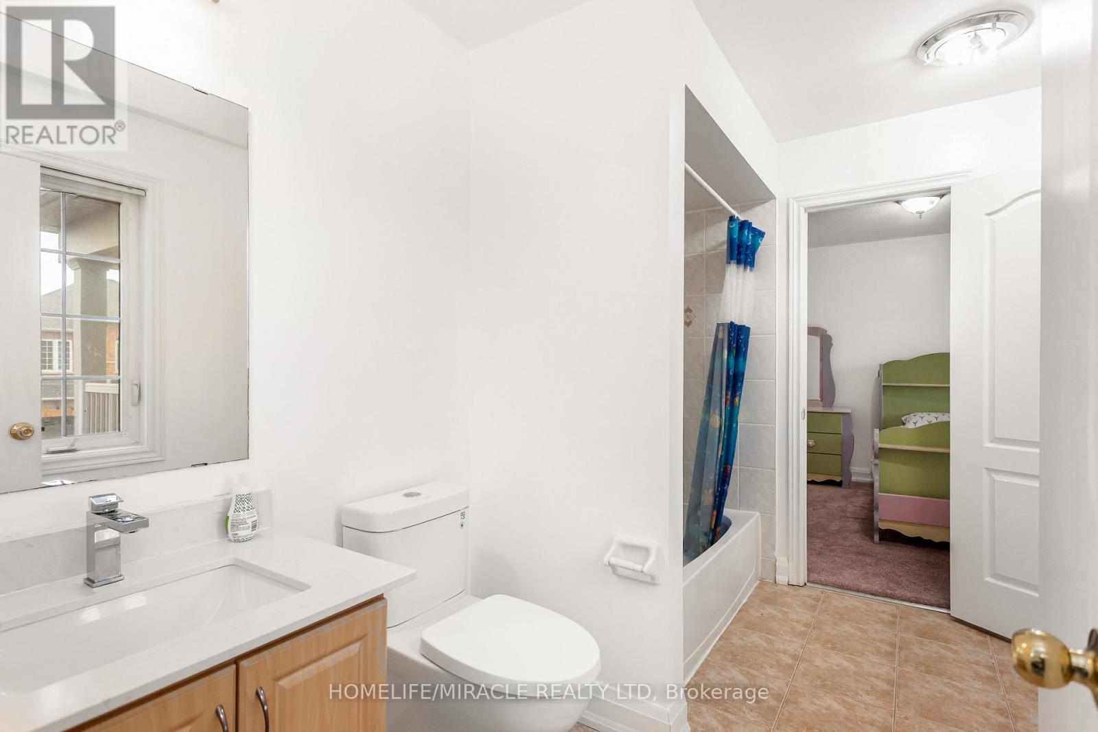 20 Atira Avenue, Brampton, Ontario  L7A 3T3 - Photo 27 - W12558134