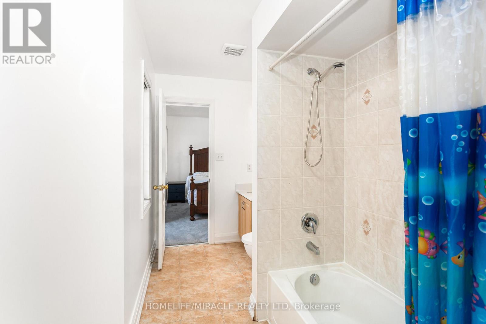 20 Atira Avenue, Brampton, Ontario  L7A 3T3 - Photo 28 - W12558134