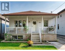 UPPER - 27 STOCK AVENUE, Toronto, Ontario