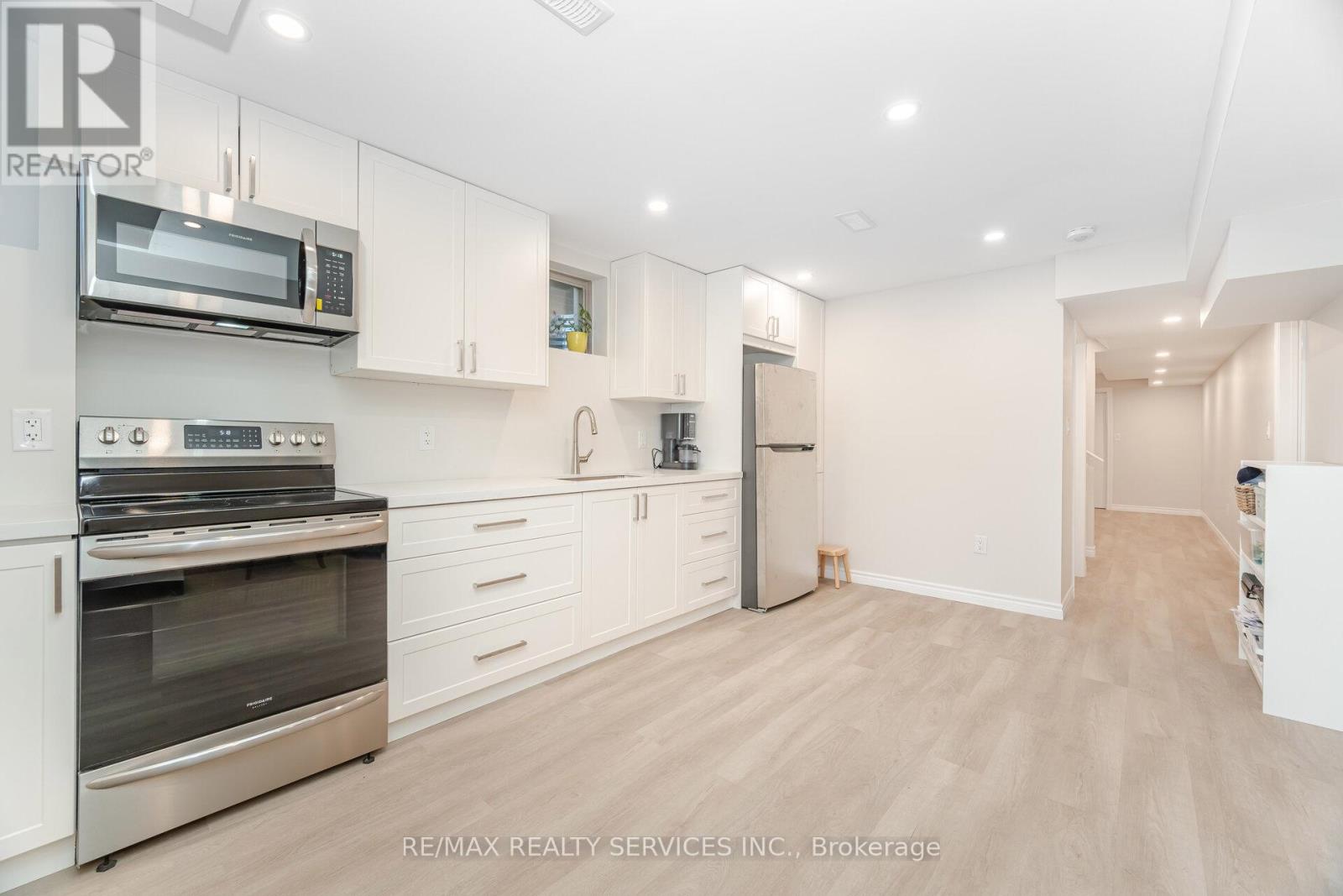 29 Lippa Drive, Caledon, Ontario  L7C 4M3 - Photo 37 - W12558176