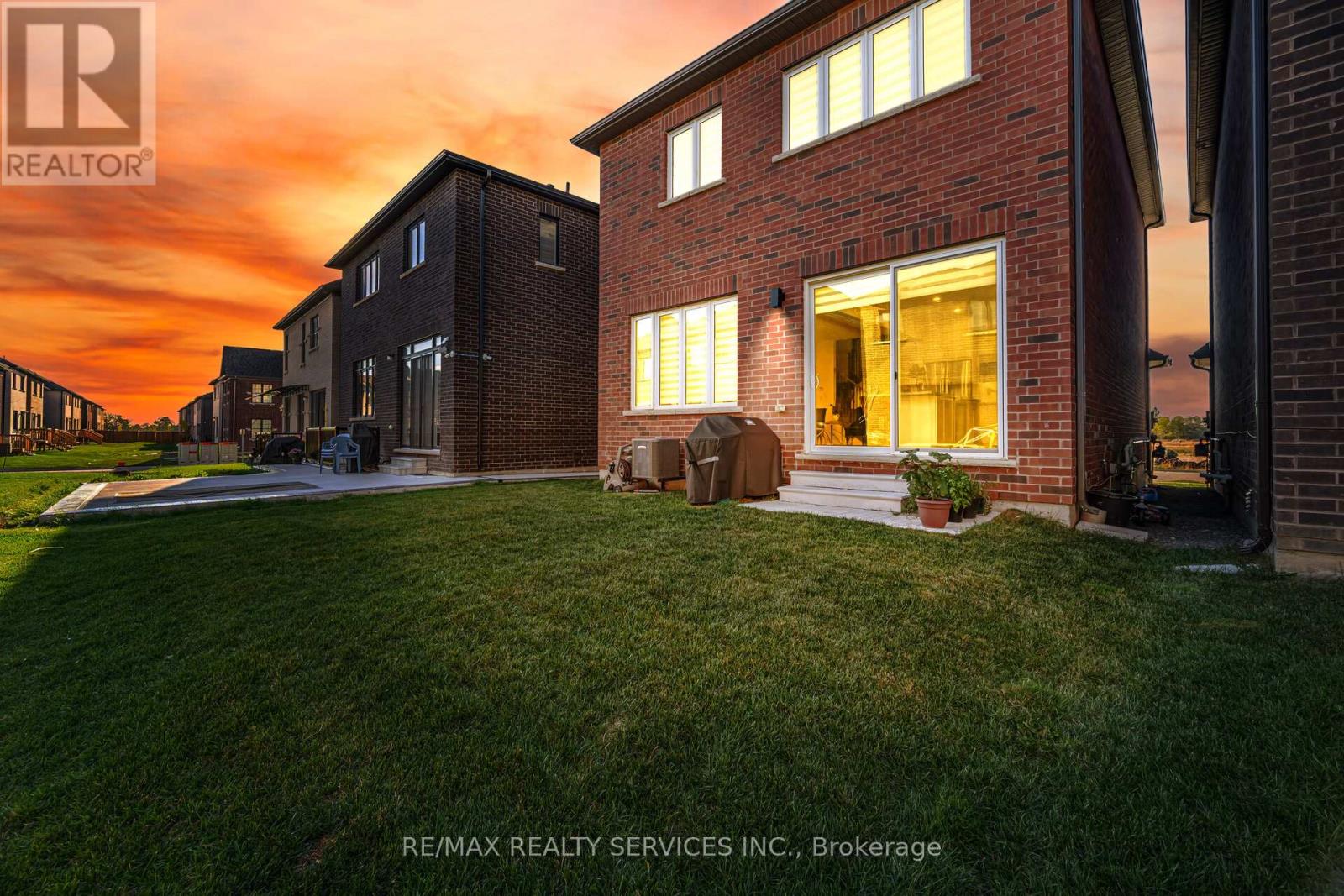 29 Lippa Drive, Caledon, Ontario  L7C 4M3 - Photo 50 - W12558176