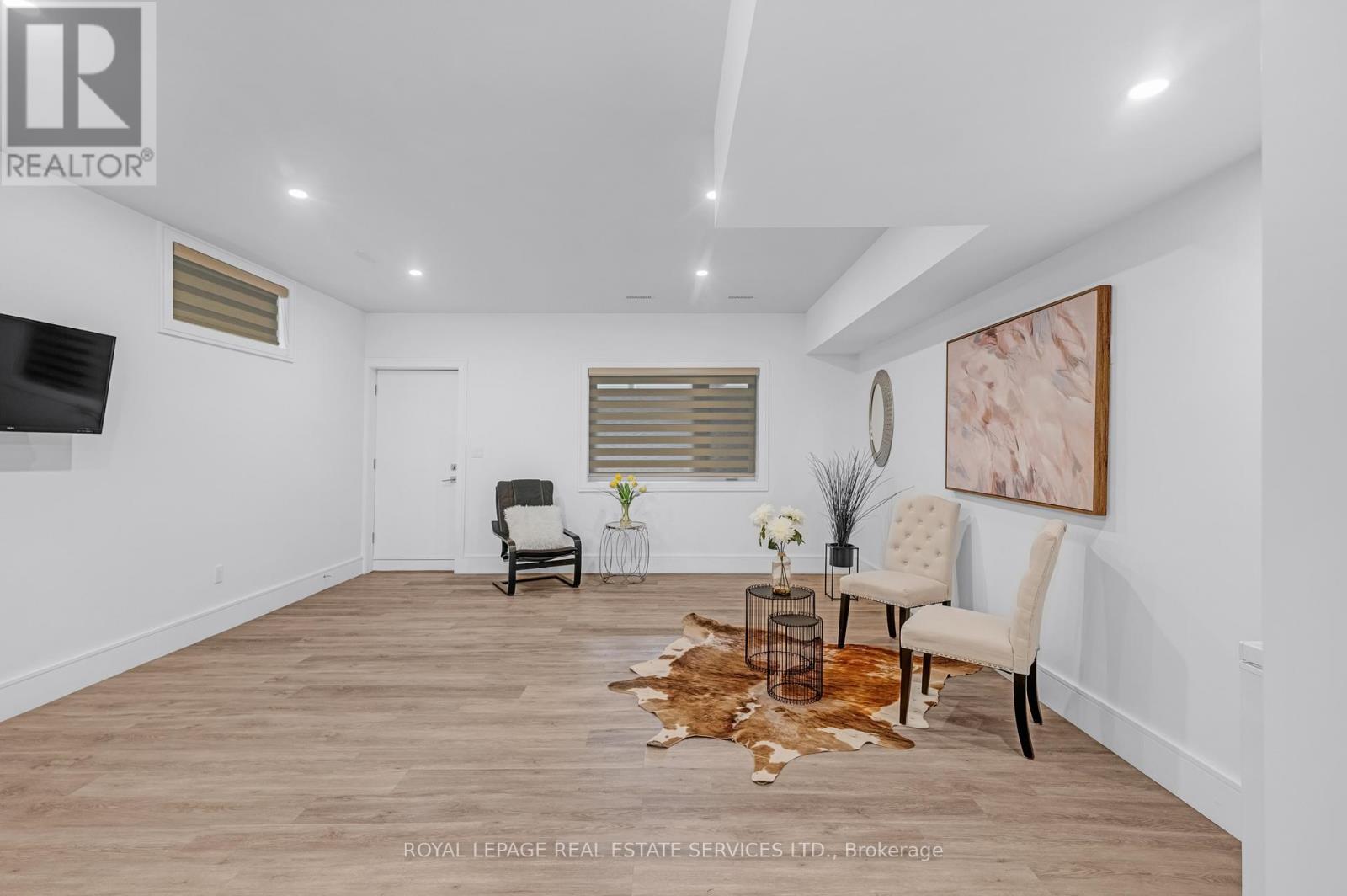 8 Branch Avenue, Toronto, Ontario  M8W 1M7 - Photo 37 - W12558196