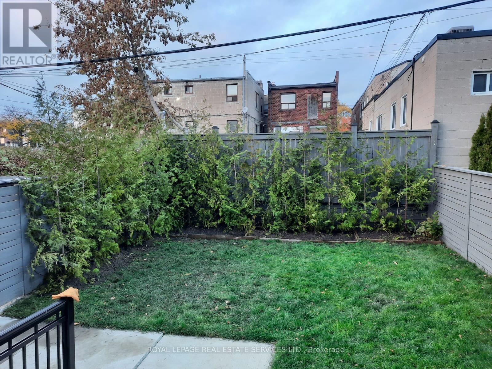 8 Branch Avenue, Toronto, Ontario  M8W 1M7 - Photo 44 - W12558196