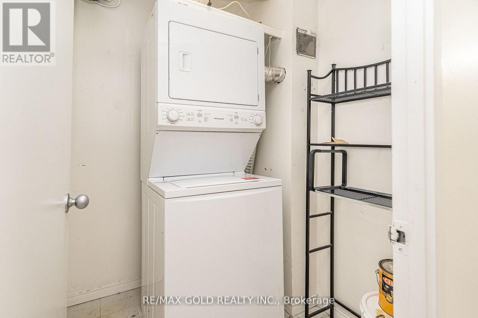 2009 - 115 Hillcrest Avenue, Mississauga, Ontario  L5B 3Y9 - Photo 32 - W12558218