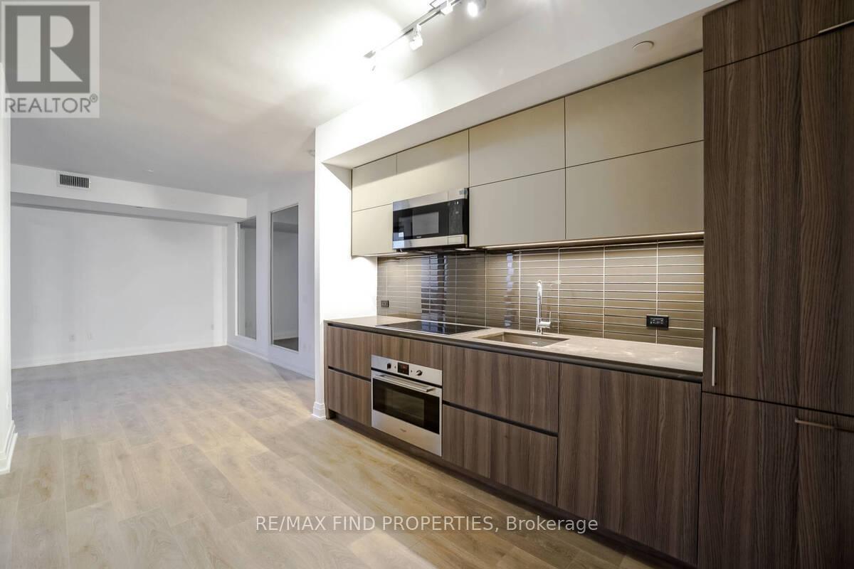 1501 - 21 Park Street E, Mississauga, Ontario  L5G 0C2 - Photo 13 - W12558232