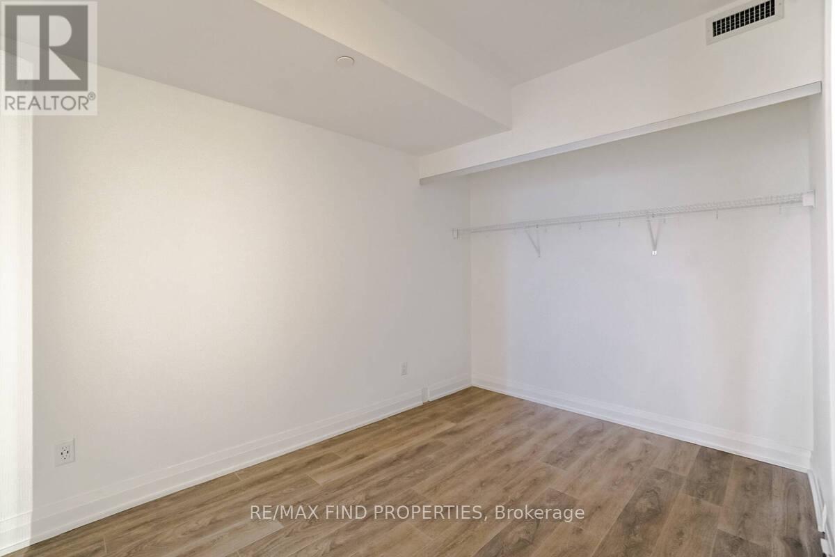 1501 - 21 Park Street E, Mississauga, Ontario  L5G 0C2 - Photo 24 - W12558232